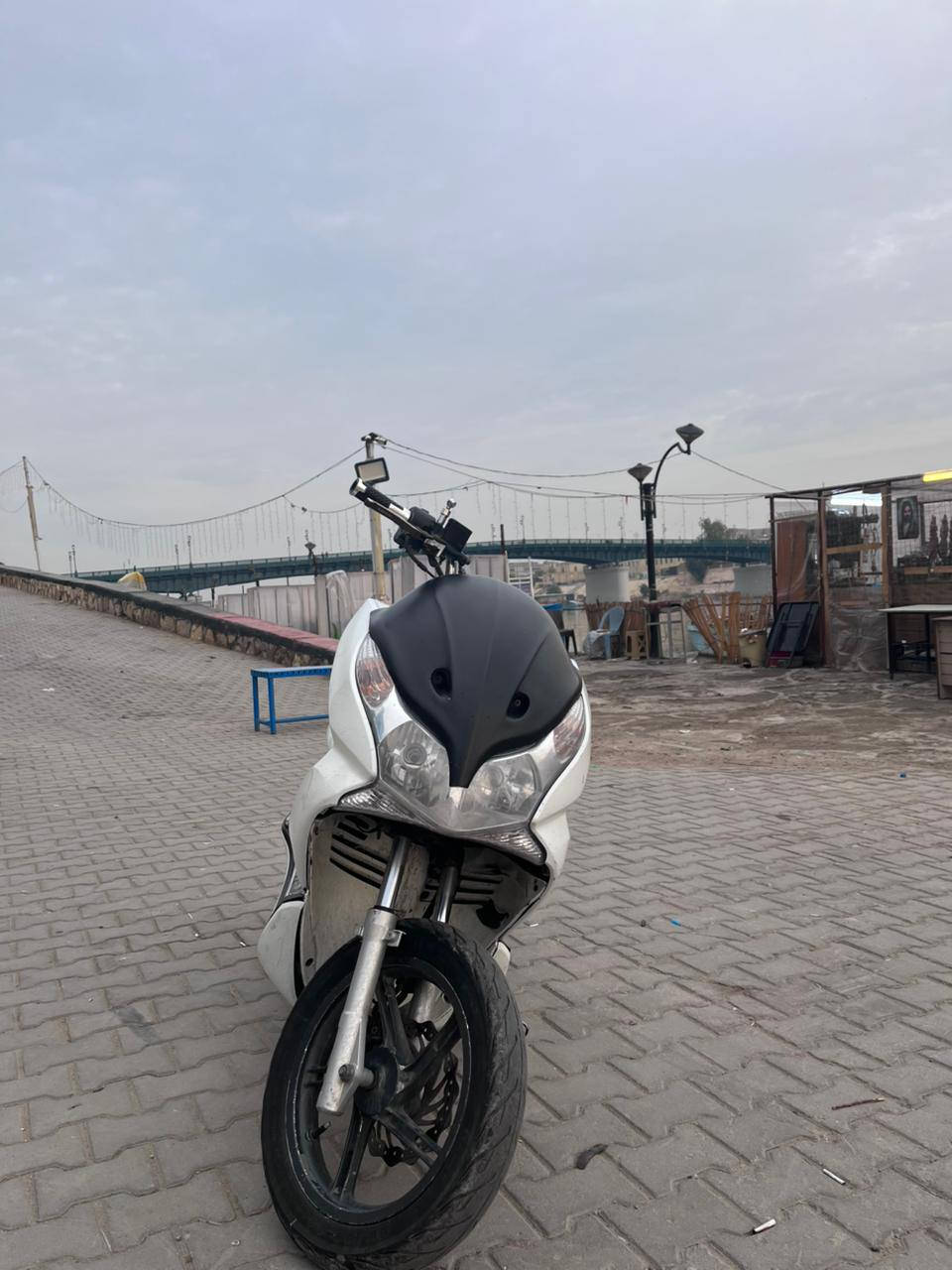 السلام عليكم دراجه pcx جيل أول لبيع السعر مليون وبيهه مجال ***********
