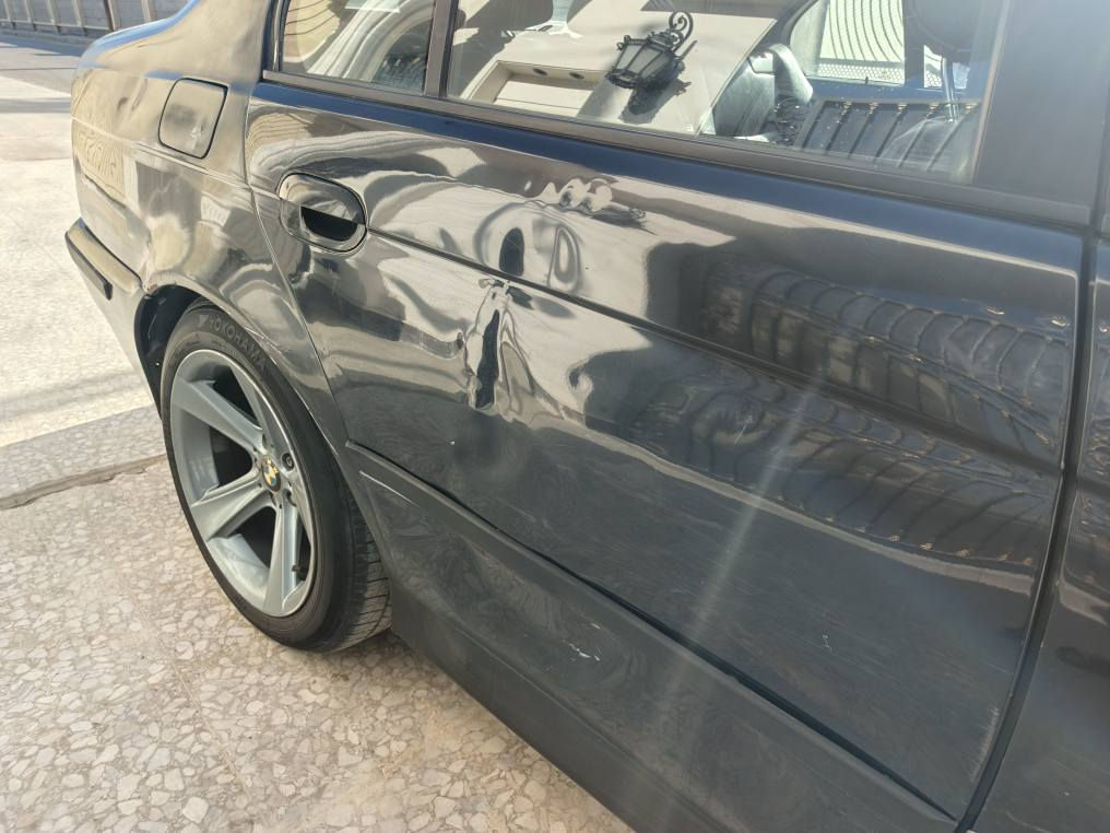 السلام عليكم ***********  *********** شباب عندي بي ام صقر موديل ٢٠٠١ فووول الفووول ٥٢٨ كير مكينه مكفولات تبريد ثلج صدر جديد امامي خلفي فقط دبلات خلفيه يرادلها تبديل مري شفط تخم ويل وتخم تاير دعاميات ام ويل هامان سلايت جام كشنات جلد وخزن وكهرباء باتري جديد سياره جاهزه للاخير بس يرادلها صبغ فقط صبغ رقم سليمانيا شرط التحويل للبيع او مراوس السعر ٦٥ ورقه مكان السياره بغداد الدوره البعيثه بغداد, العراق
