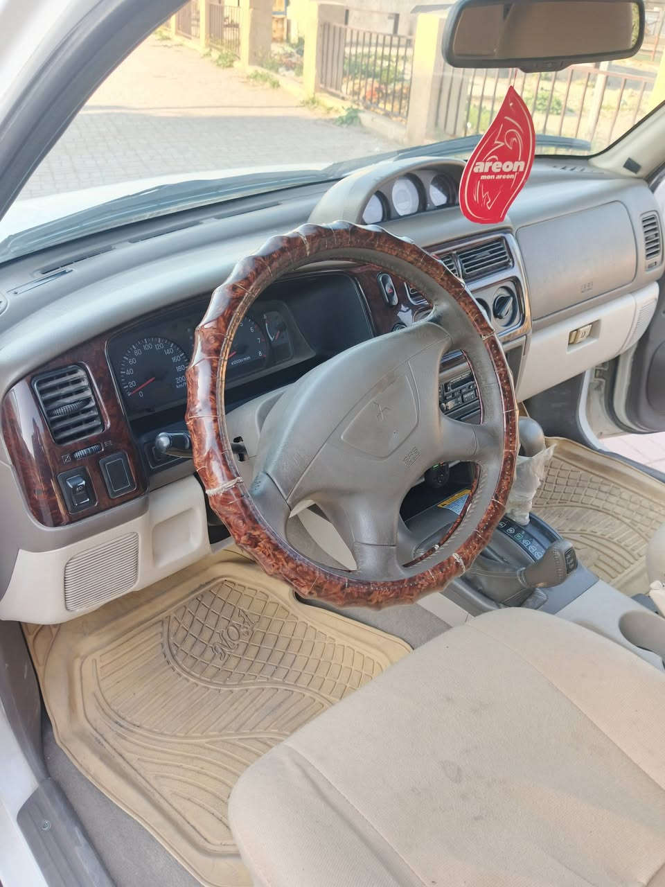 سلام عليكم السياره ناتالفا للبيع
موديل 2008
ممشى حقيقي 69
سياره مكفوله من الصبغ  
والسعر خاص فقط


**إذا كنت صاحب هذا الإعلان وتريد حذفه لأي سبب، رجاءا أرسل رسالة إلى الدعم الفني**