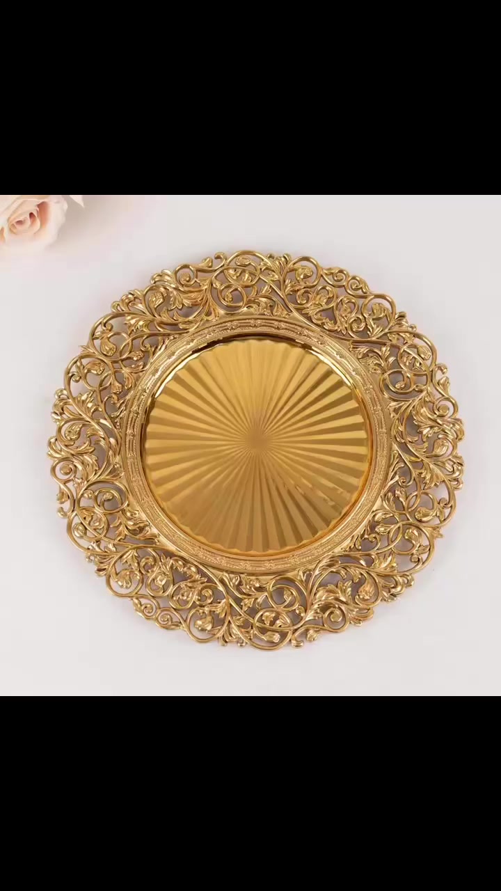 أطباق تقديم مزخرفة (Charger Plates) من نوع CN.JIAHE، تتميز بتصميم زهور بلاستيكية مجوفة ولون ذهبي، ويبلغ قطرها 13 بوصة (حوالي 33 سم) سعر القطعة 3


**إذا كنت صاحب هذا الإعلان وتريد حذفه لأي سبب، رجاءا أرسل رسالة إلى الدعم الفني**