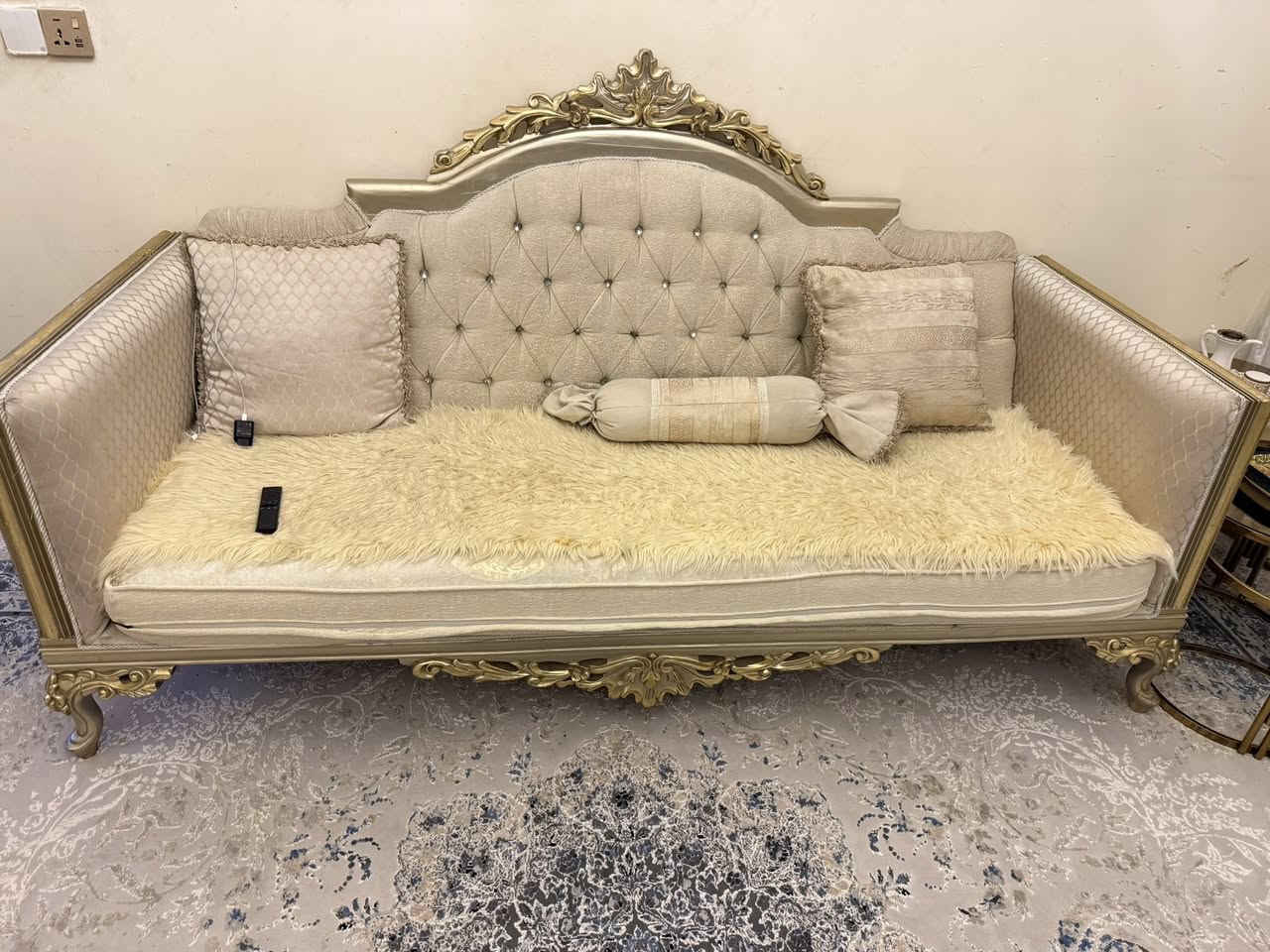 السلام عليكم عيني تخم قنفات لبيع ثنين كبار واربعه زغار مستعمل شي قليل


**إذا كنت صاحب هذا الإعلان وتريد حذفه لأي سبب، رجاءا أرسل رسالة إلى الدعم الفني**