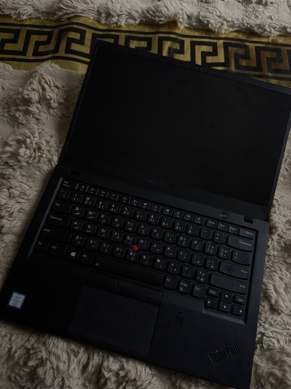 السلام عليكم لابتوب لبيع جدا جديد 
رام 16
كور i7
وباقي مواصفات بلصور
لبيع السعر 325 الف وبي مجال
***********/*********** 
مكاني بابل وعندي توصيل
