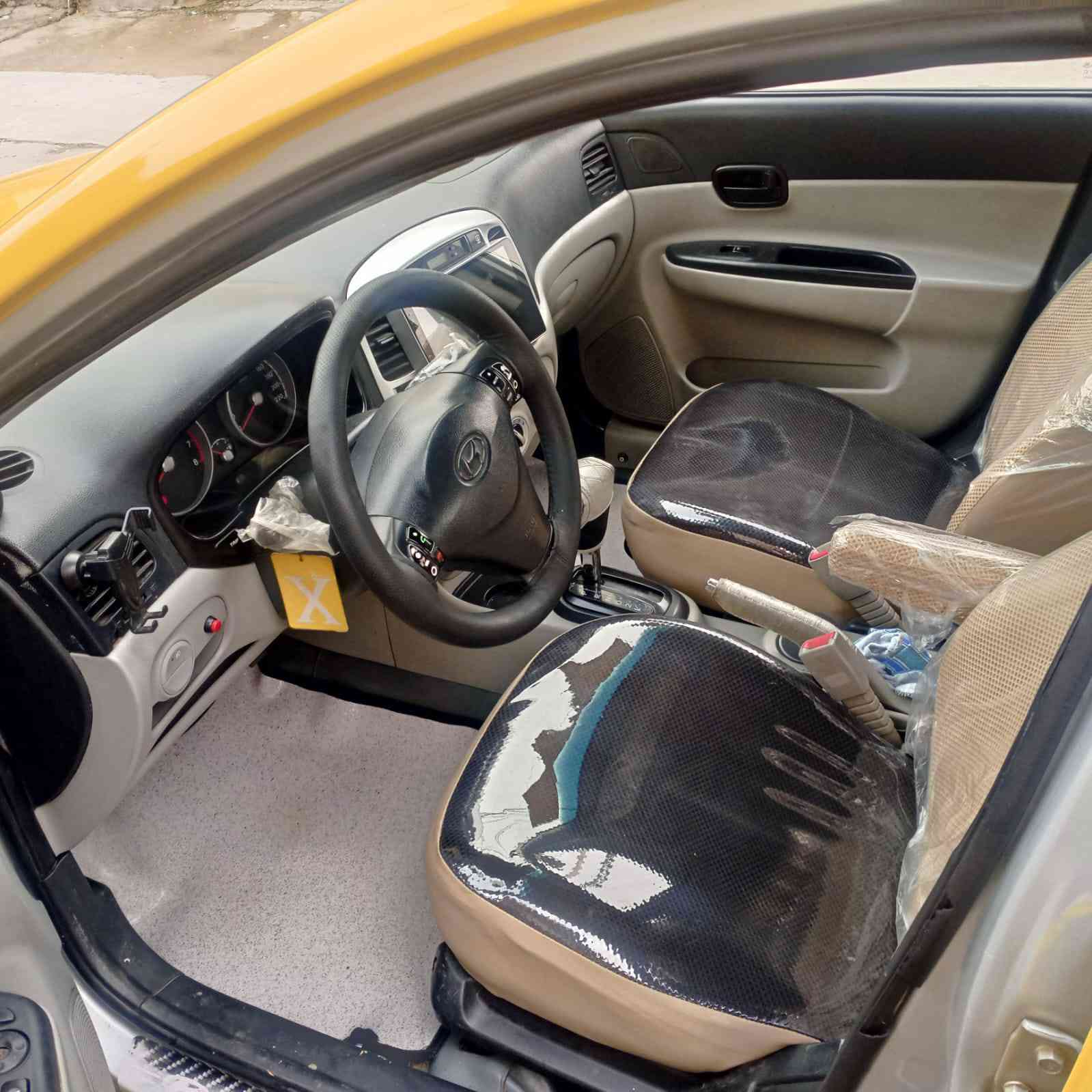 اكسنت ٢٠١١ للبيع 
اكسنت خليجي فول مواصفات ٢٠١١ بسمي رقم  بغداد النكليزي ***********
