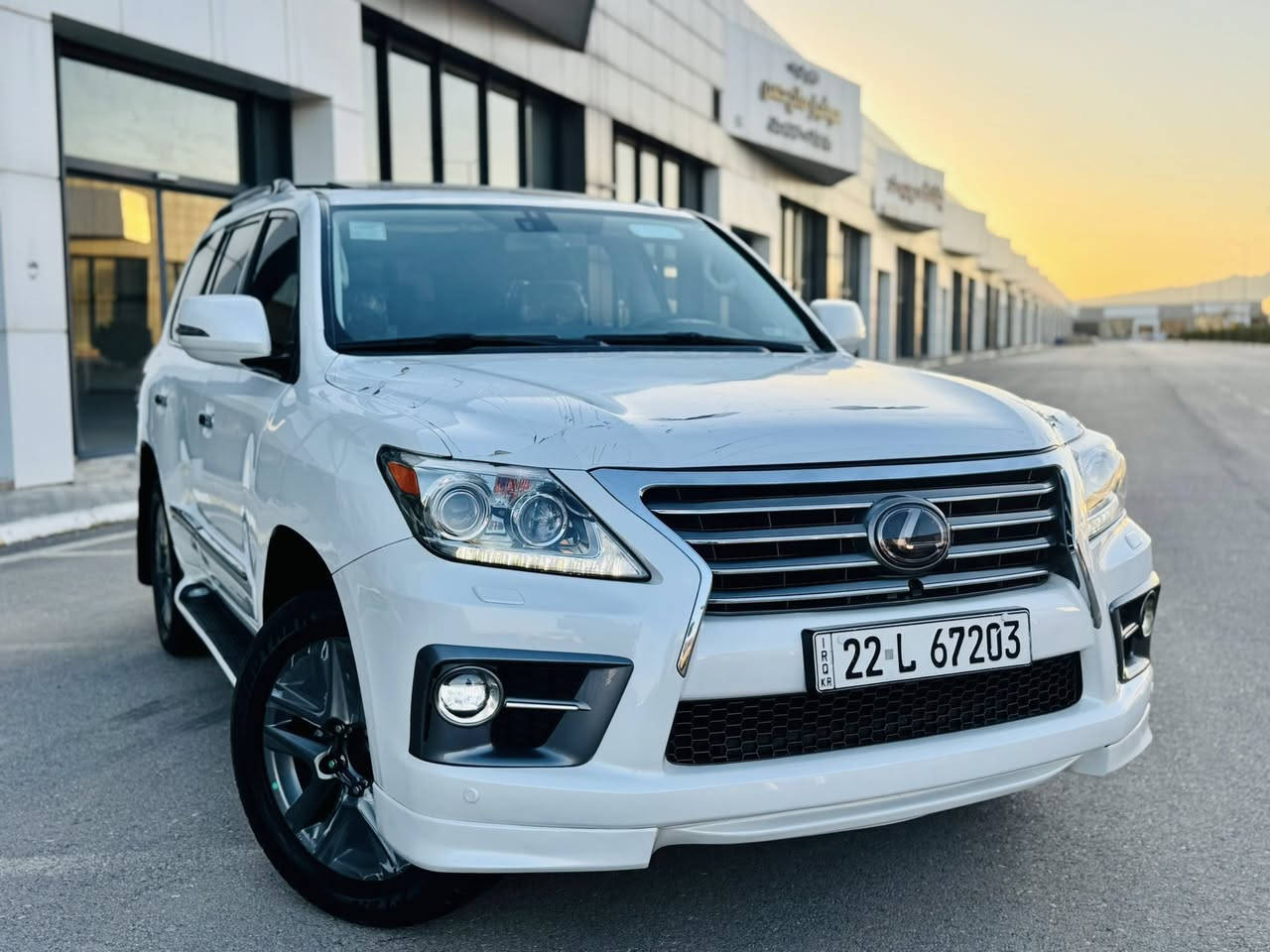 ليگزيز ( 2013 )  (بريم)   LX_570
🔷داخل ( مشمشي )  +  
🔷ماشيه ( ١٤٥ ) الف كيلو حقيقي
🔷سياره بريمي اصليه
🔷محرك _(5700)-(v8)

▫️سيارة حيل حلوه و نظيفه 
🔹بيها ( بنيد مصبوغ و شويه بتكمه جهة سايق )

فول فول مواصفات◽️
بصمه ، الانزيلاق ، شغال ، كشن جلد و هيتر
راس ديفيدي ، كاميرات ,ثلاجه , زينون ، جلد جاف تدفئيه شفط ، التبريد خزينه ،نظام ايكو ،سبورت ، حساسيه الديك الموخره ،مرايات ، الفتحه ، باب خلفي جك ، رادار امامي .....)

◽️محرك كير  بشرط مامفتوح
سياره حيل نظيفه 
بسميً السنويه بشرط تحويل و خرامه
سياره مابيها دينار مصرف كامل من كل نواحي

◽️نظافه ١٠٠٪؜ كامل سيرفس بدون نقص و بدون مصرف سياره اي نقص مابيها 
4 أيطارات جديدة تحتها 
تاير و ويل بيلادي شريكه 
حتا تاير (DUNLOP ) أصليه

نفسي يوم /تحويل و كاله حاظر
مكان / داخل سليمانيه🌆

◽️سعر _337$🔐 قفل🔥
◽️موبايل /***********
