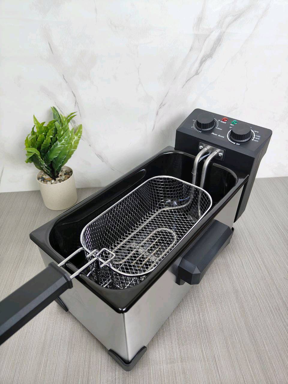 قلاية عميقة 3 لتر برايد سلفر كرست
السعر 40 الف