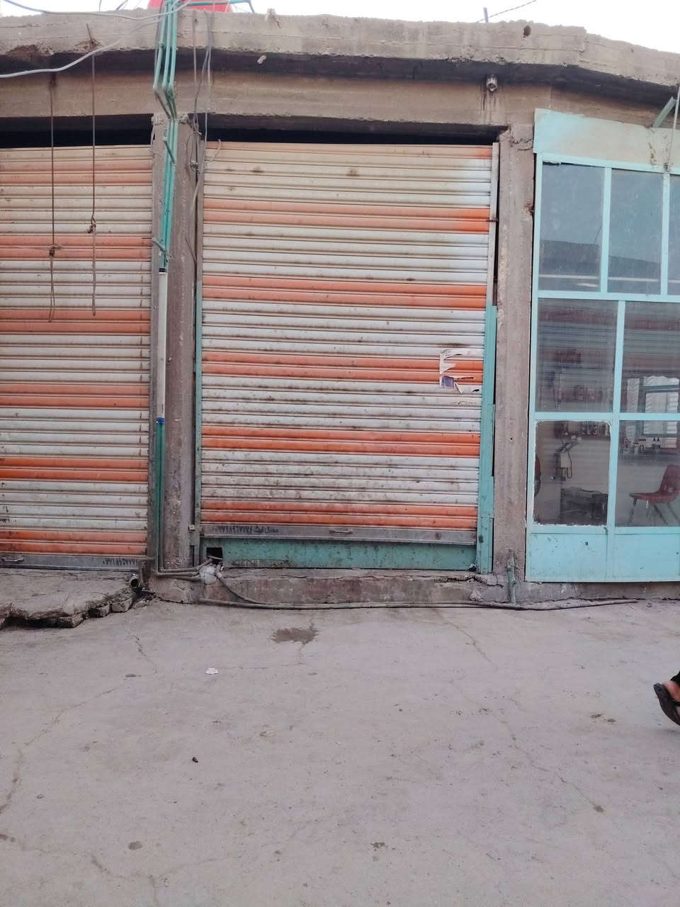 مرحبا محل للبيع 4في 2 طابو صرف شراي اتصل *********** سعره 29قفل
