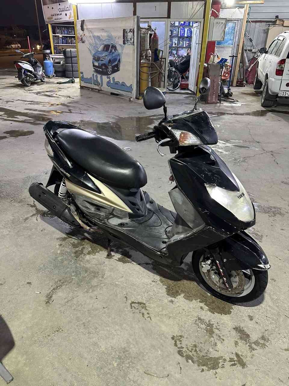 للبيع سكنس فحل ياباني قبق نفخ نوزل خطين كفر ومكينه بلادي كهربائياته كلها شغاله اي نقص ما بيه نكره بكل وكت أوراق منفيس السعر ٧٥٠ وبيه مجال للشراي بغداد حي الجهاد***********
