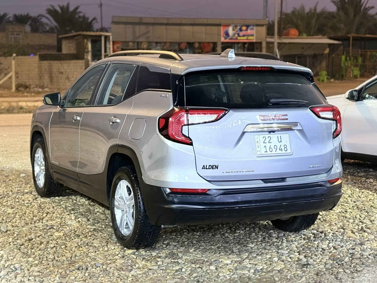 تيران موديل 2023 رقم أربيل بسمي تحويل مباشر او وكالة حاضر سيارة نضيفه جدا وضع الشركه ضرر بسيط كلش دعاميه وخشم البنيد فقط بدون دواخل نص فول معروفه ماشيه ١٥ ألف حقيقي سياره عله إيدي اني مستوردها ورقم الشاصي منزله بالمنشور السعر ١٩٠$ وبيه مجال للشراي يدلل مكاني بابل ناحية الشوملي 

***********
