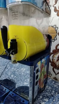 مكينة ازبري للبيع مكاني بغداد السعر 600 الف 07700465508
