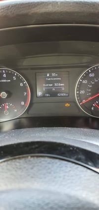 للبيع : كيا فورتي.  الموديل : 2019 .  اللون : سلفر.  عدد المشي : 63mi....