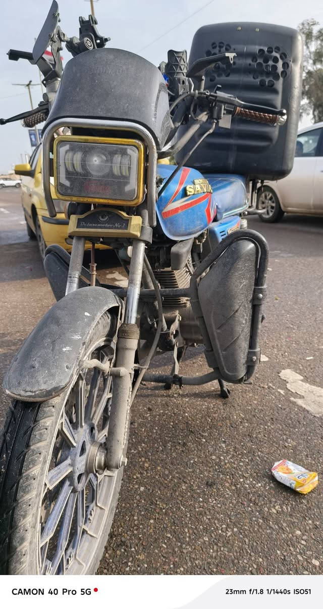 السلام عليكم دراجه ايراني موديل 25 سيفان محرك 200 اوراق ورقتين الاوراق منافيس ومكاتبه دراجه بلاديه ماكينتها ما مفتوحه تيجي تفحص وتشوف بعينك سعرها 650 وبيها مجال امكاني بغداد هاذه رقمي ***********
