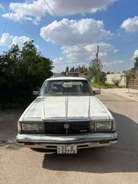 لبيع سوبر 🗽الموديل 1982 🪪السيارة بسمي  🥇العنوان بغداد  🧑‍🧒‍🧒المكينة فف...