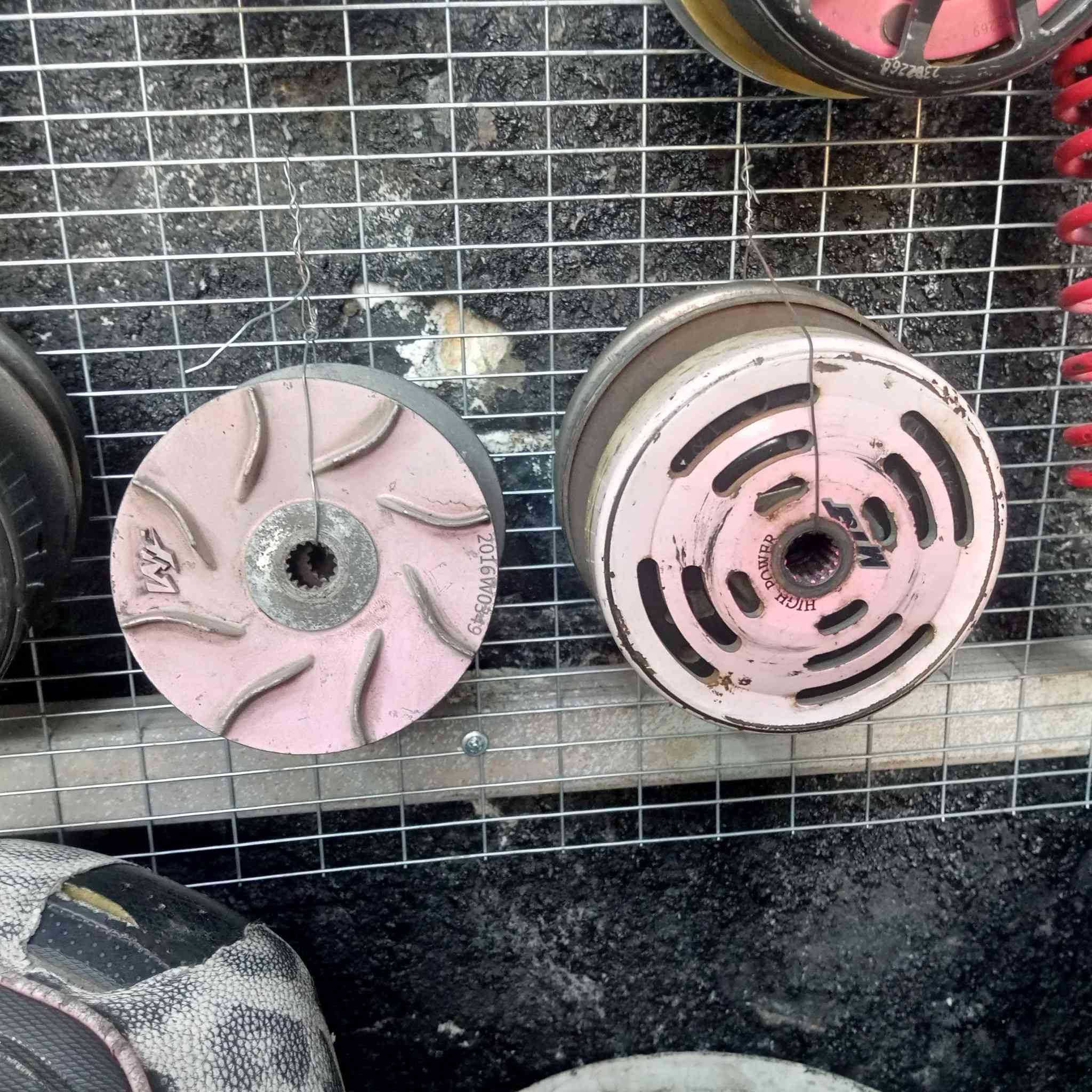 سلام عليكم غراض سكنس عام وماكس 
شتريد خاص عنوان شعب حي اور 
***********
