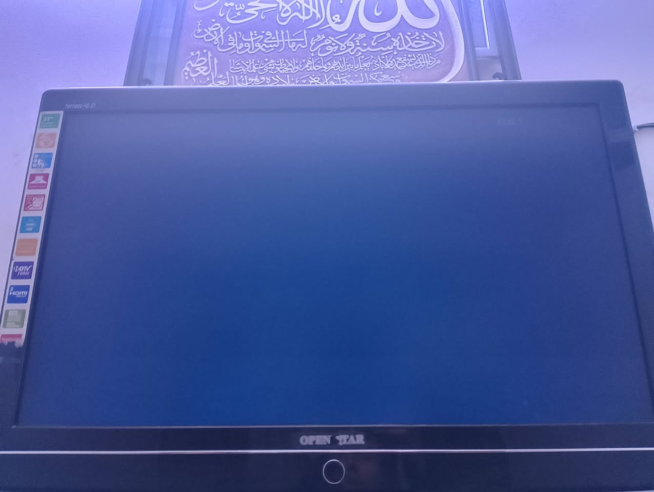 السلام عليكم اللازمة لبيع بسعر 100وبيه مجال الحجم 42بدون ند الرقم ***********
