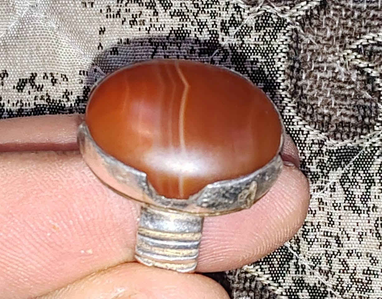 محابس للبيع كلمن وسعره
1-عقيق تمري مجزع اصلي وثقيل السعر 75 قفل
2-لازورد اصلي مال مفاصل وثقيل السعر 80
3-عقيق مشمشي اصلي 70
4-عين النمر اصلي ونادر 70


**إذا كنت صاحب هذا الإعلان وتريد حذفه لأي سبب، رجاءا أرسل رسالة إلى الدعم الفني**