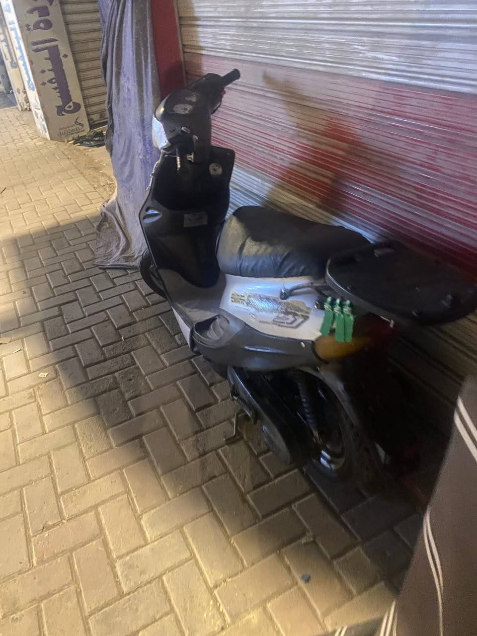 السلام عليكم بيجي تسعه للبيع كفرات بلادي كلها بلاديه شلعه ومعدل فول ماناقصها شي نكره سلف وهندر بكل وقت كهربائيات زنون ب ٢٥ الف كلها شغاله ضفيره مكفوله شاصي مكفول سعر خاص مكاني بابل مسيب حي العسكري (ابيع وياها الاشاير البرتقاليه مو ذني الشفافات)ابو ٣٠٠ لا تدخل خاص ***********
