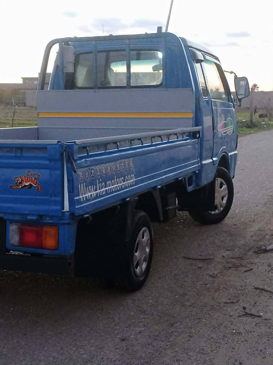 من رخصت لادمن كيهه بنكو.موديل 93.شاصي. مكفول.  لا دك ولا كص.  سياره مال جناي.  سعر 47 وبيه مجال بصيط ***********
