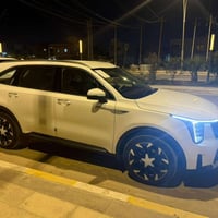 سورنتوا 2025ام ضمان ماشيه 14 الف خليجي مكفوله السعر 320وبيها حك جيه 07...