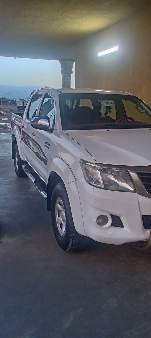 سلام عليكم بيكم للبيع 2012فورويل رقم أربيل كير عادي سياره نضيفه لا بارد ولا صبغ ///***********///***********///
