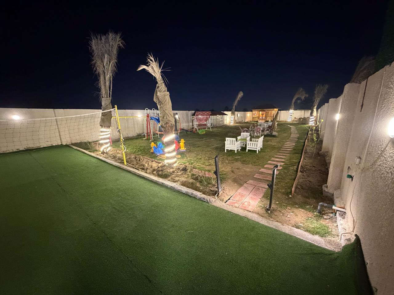 تدورون على مكان راقي ومتكامل لقضاء أجمل الأوقات؟
وفرنالكم مزارع VIP فخمة وكولشي متوفر بيها 👌🔥

🏊‍♂️ مسبح ماء حار (مغلق ومفتوح)
🛏️ غرف نوم مجهزة ومريحة
🎠 ألعاب للأطفال
🔥 مكان مخصص للشواء (باربكيو)
🌿 مساحات واسعة وخصوصية تامة
👨‍👩‍👧‍👦 مناسبة للعوائل
👬 مناسبة للشباب

مكان مثالي للتجمعات والمناسبات والسهرات المميزة ✨

📞 للاستفسار والحجز: ***********

احجزوا موعدكم واستمتعوا بأجواء فخامة وراحة لا تُنسى 🌊�
