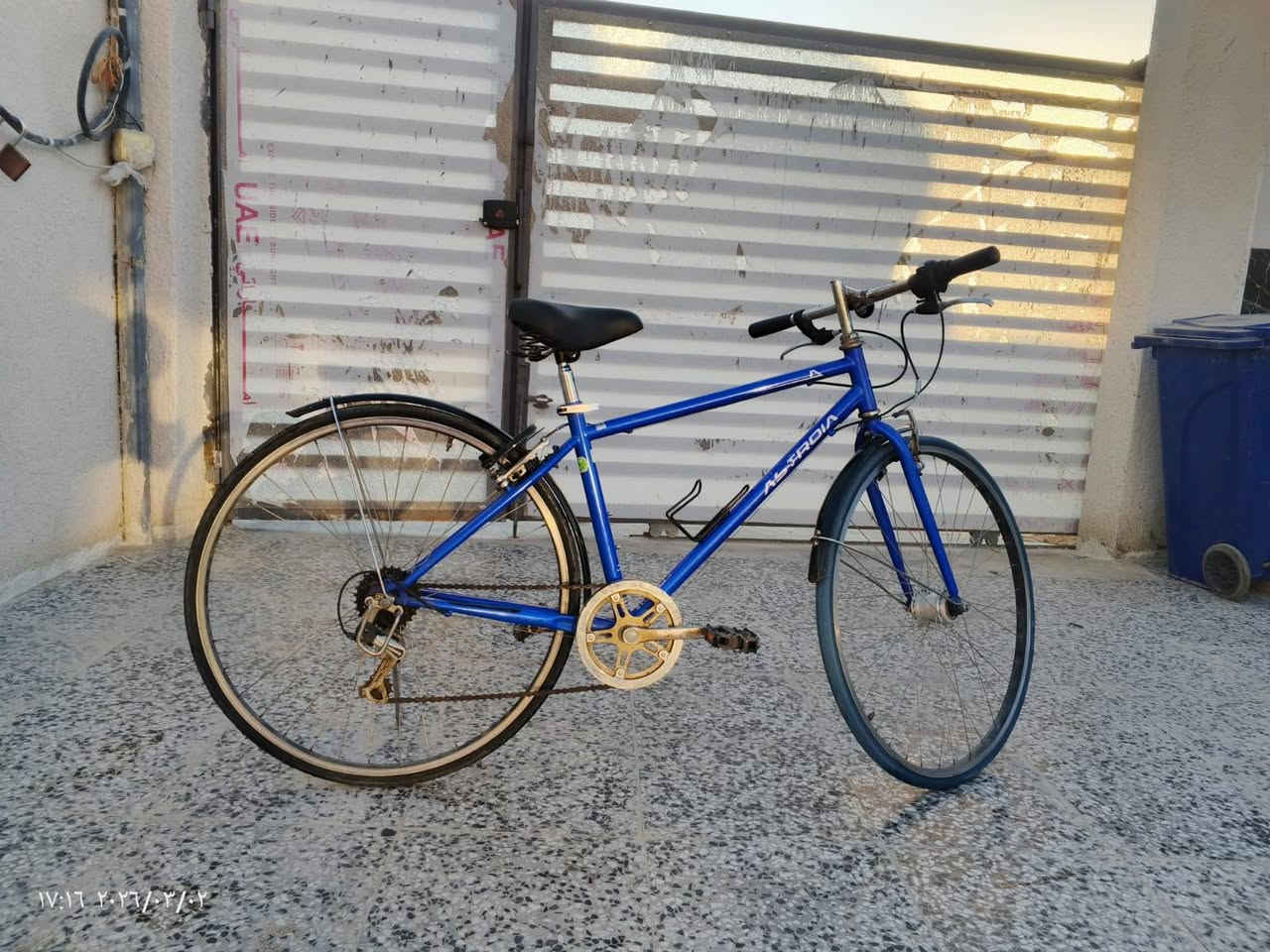 السلام عليكم
 للبيع بايسكل 700c السعر 100


**إذا كنت صاحب هذا الإعلان وتريد حذفه لأي سبب، رجاءا أرسل رسالة إلى الدعم الفني**