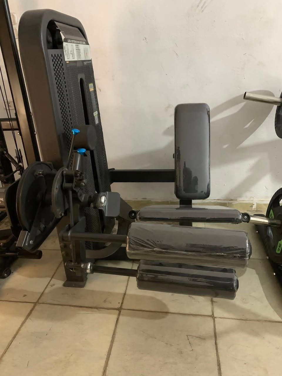 جهاز سحب عالي في ارضي 
وجهاز اماميه في خلفيه كسر زيرو


**إذا كنت صاحب هذا الإعلان وتريد حذفه لأي سبب، رجاءا أرسل رسالة إلى الدعم الفني**