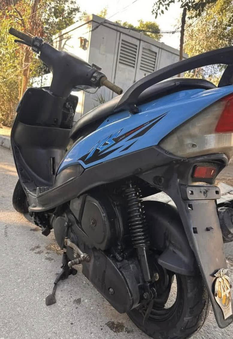 السلام عليكم ماكس عدله بوشه 55مصار هوايه من فاشكها  صالنصه FM سلف هندر شغال صلف رياضي  شلعه معدل خير من الله  منقصها شي سعر 300او بيها مجال مكان الاعضميه اصليخ ***********
