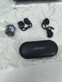 ايربود بوز جديده  شراي يتفضل خاص  07804392996