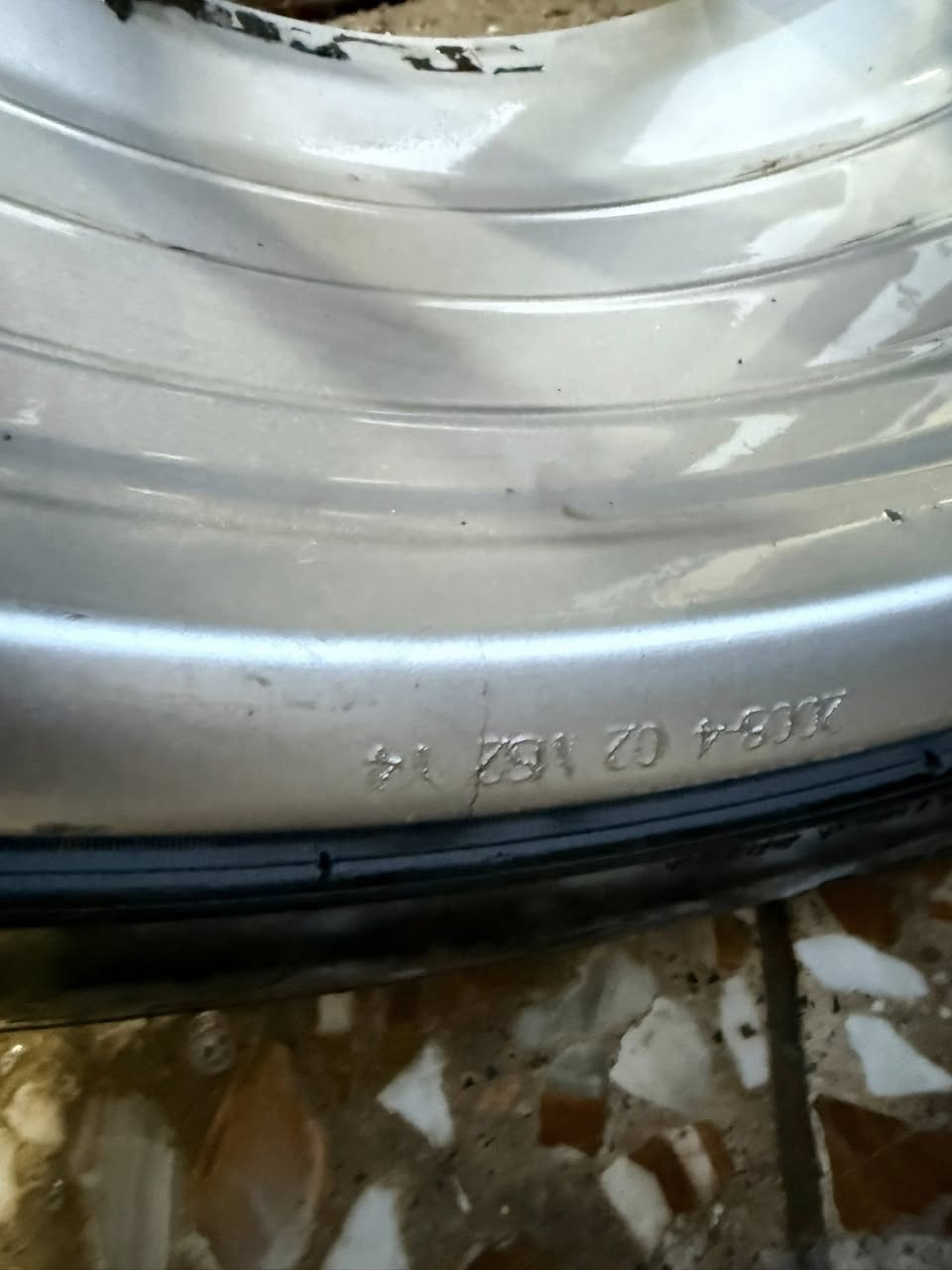 السلام عليكم
ويالة روهانا حجم عشرين استيراد احمد و رمزي نظيفات بس ويل واحد ينفس هوا بي فطرين صغار ما مصلحات و ويا تخم تاير نكسن نظيفات مثل ما موضح بالصور السعر المطلوب ٦٥٠ الف
المكان بغداد 
الشراي يدز خاص و شكرا جزيلا


**إذا كنت صاحب هذا الإعلان وتريد حذفه لأي سبب، رجاءا أرسل رسالة إلى الدعم الفني**