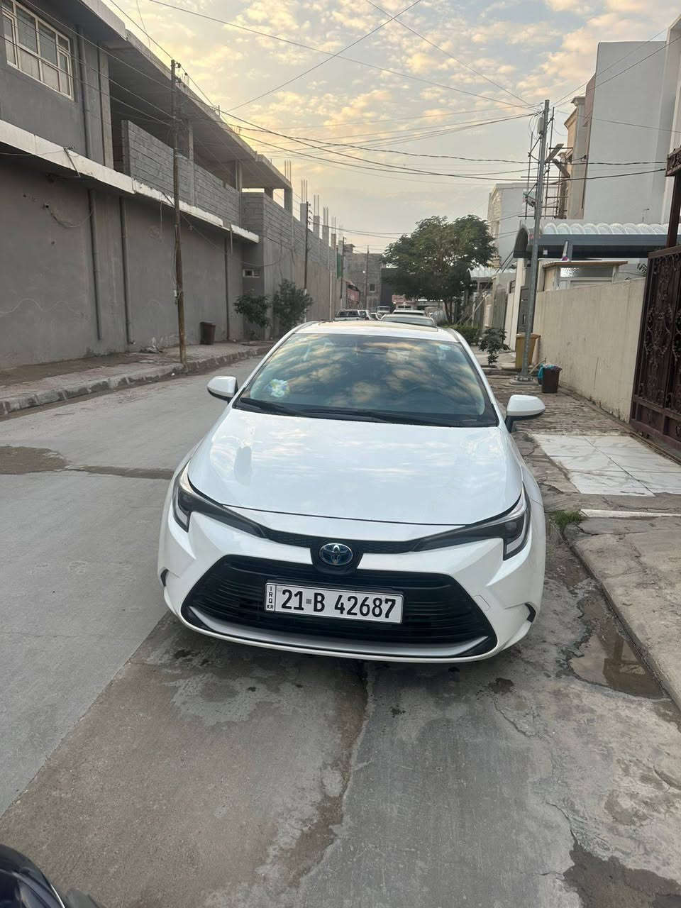 للبيع كورلا هايبرد 2023
فول فول مواصفات سلايد فتحة سقف 
رقم سليمانية 
ماشيه 97 الف كم
مواصفات
بصمة
فتحة
دخول ذكي
كاميرا خلفية عدستين
رادار
ابل كار بلي
نظام تحكم ستيرن
نظام تحديد مسار
توقف ذاتي
اوتو هولد
جام اوتو
قطعتين تبريد
شاشة ديجيتل
شاشة كبير
تحكم اوامر صوتية
كشنات مخمل
سايد بريك بصمة
3 انضمة قيادة (ايكو،نورمال،سبورت)+الهايبرد
السعر :150
رقم الهاتف  *********** 
مكان السيارة كركوك
الضرر(اصبع بقبق الصندوق فقط)..
