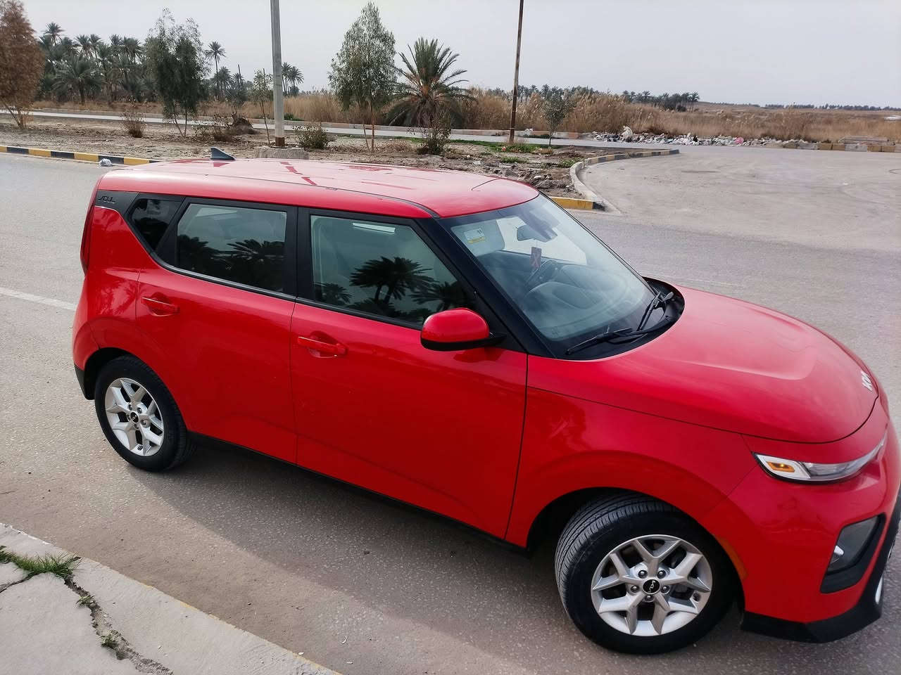 السلام عليكم
للبيع كيا صول موديل2022

رقم بابل

السياره جديده وجاهزه 

ماشيه45 حقيقي

شاشه

كاميرا

رادارات 

ويل كب 

تحكم استيرن 

مكينه2000 دوش استندر 

ضررها والسونار والتفاصيل داخل المنشور

فقط جاملغ وشويه بحافة الباب

السعر152

الشراي يتصل

***********
