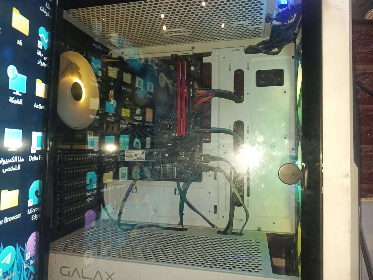 Pc للبيع
المواصفات بالصورة 
مع هارد m.2  120g
تواصل واتساب ***********
اتصال ***********
