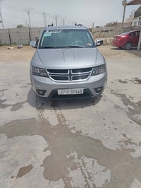 جورني • محرك ٣٦٠٠ • ماشيه ٦٥ الف