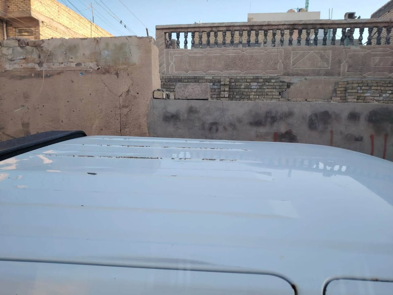 ‭
السلام عليكم
نيسان ٢٠٠٧ كفالة عامة من الضرر والصبغ تبريد فول كهربائيات كلها شغالة صدر جديد تخم تاير جديد باتري جديد رقمها ميسان مكانها بغداد سيارة بأسمي سعرها ٩٥
‭***********‬
