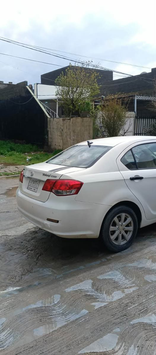 سيارة موديل 2012 مابي اي ضرب ويا بطاقة بانزين سيارة باسمي رقم بغداد مشروع وطني كير محرك بشرط لا صرف ولا بخار طيارات جديد وصدر جديد سنوي  ينتهي 2027 مكاني كركوك
*********** كركوك, العراق
