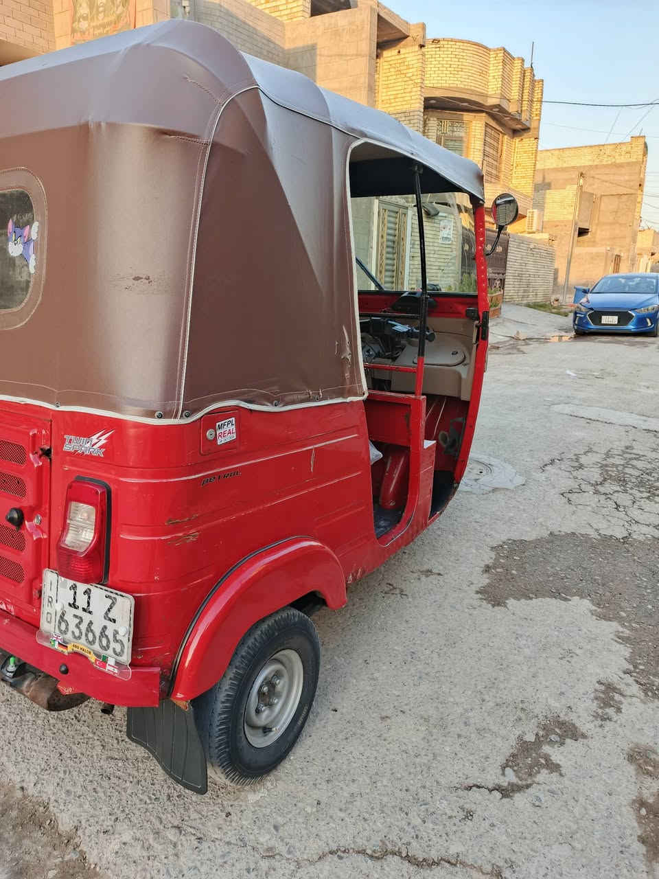 تكتك موديل 2018 نضيفه 
مكاني الرئاسه شارع عشرين 
رقم الهاتف ***********
