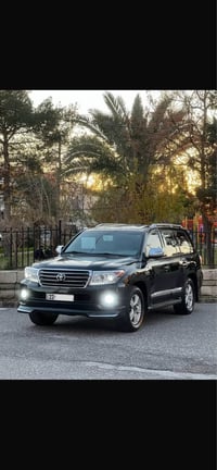 لاندكروز GXR • محدث 2015 • ١٧٢ ألف كم