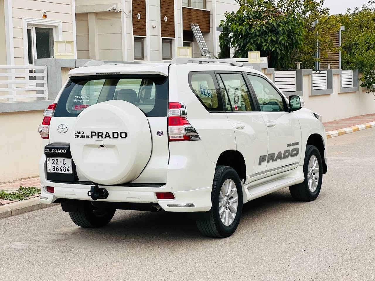 السلام عليكم للبيع برادو موديل 2016 

كويتيه TXL ماشيه 149  الف
رقم اربيل باسمنه وكاله تحويل

المواصفات :
 محرك 6 سلندر 
 دبل تانكي 
تبريد 3 قطع 
كامره خلفيه  
ثلاجه سبعه راكب 
اسبير تعليگ
مري شفط 
فور ويل 
اشاير بل مري 
تخم تاير جديد 
_______________________

السعر 315 ورقه ومجال للشراي
ترهم مراوس حسب القناعه
العنوان ديالى خانقين 

*********** خناقين, ديالى
