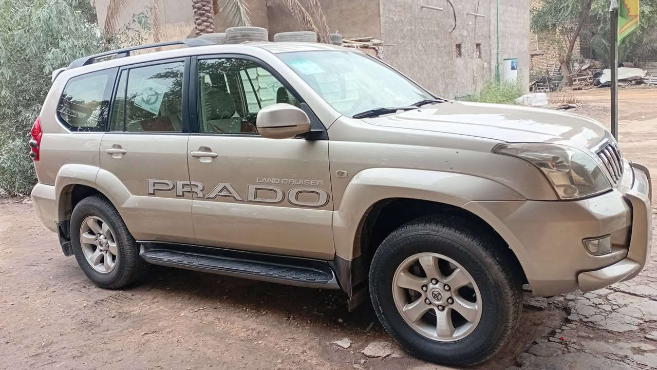 السلام عليكم سيارة للبيع او مراوس حسب القناعة برادو 2007فول واحد على واحد خليجي سيارة على البلاد تبريد ثلاث قطع شغال ثلج تدفى شغاله سيارة كفاله ماعدا البنيد أثر جراد وراشي رقم بصرة سنويه 31بسمي سيارة خير من الله مكلف بالنشر وهذا رقمي ***********واتساب
