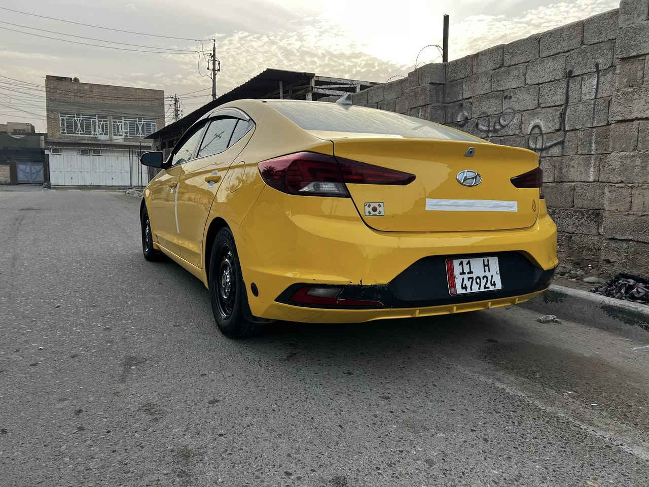 السلام عليكم النترا 19 امريكي 
كير ايتي بلادي  مكينه مكفوله لا بخار ولا تنقيص 
بيه منظومه غاز 
نص فول 
بسمي تحويل مباشر مصفر 
غرامات وهئيه 
السعر 128 وبيه مجال 
سونار بل منشور 
***********
