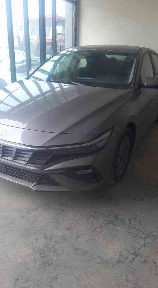 النترا هايبرد موديل ٢٠٢٤
تبديل بنيد جاملغ يمين
ماشيه 5000
ارباك ستيرن 
مواصفات بصمه 
شاشه 
حساس امامي خلفي 
تبريد قطعتين 
حره بدون رقم 
السعر 16000$بيها مجال 
مكان السياره ديالى بعقوبه 
***********
