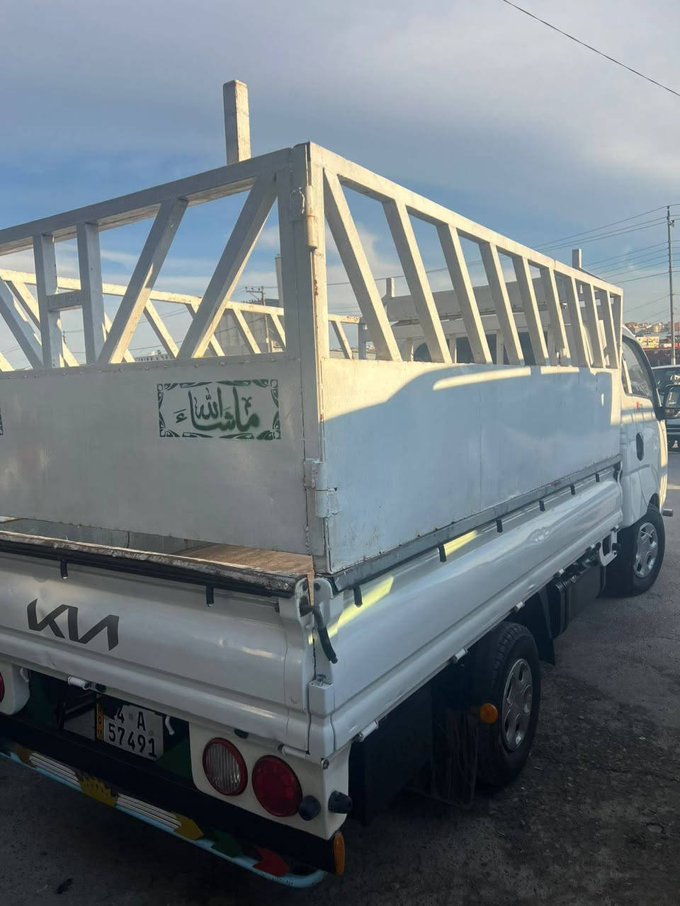 كيا 2700 بدون صبغ 2014 باسمي رقم دهوك سعره 128 ورقة ومجال بسيط عنوان دهوك سيميل  *********** شيخان, نينوى
