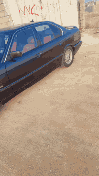 بي ام 1990 رقم بغداد مكينه 3500مفتوح رقم بغداد باسمي السياره السعر 55
***********
