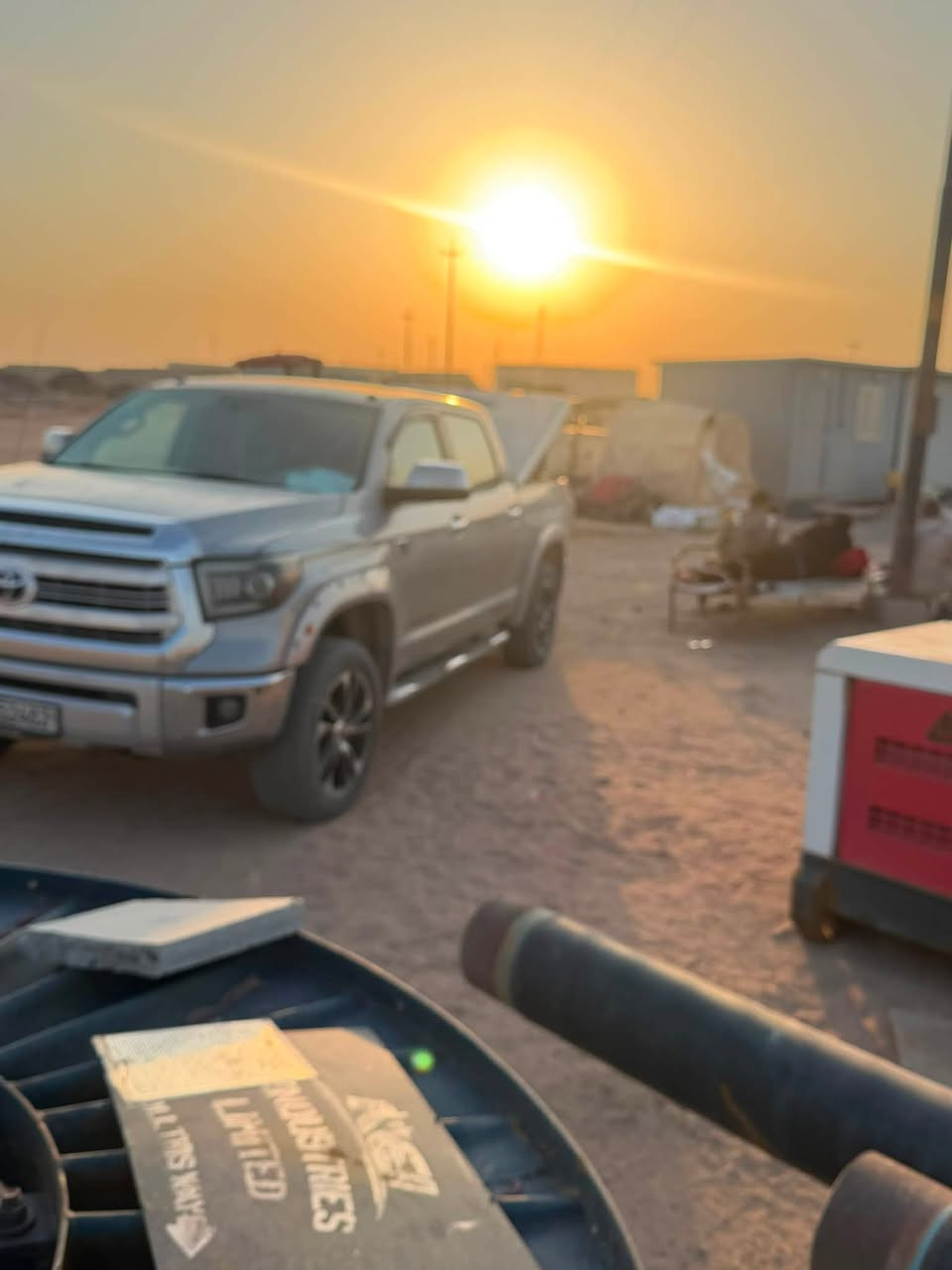 تيوتا تندره داشن  1794موديل 2014 فول مواصفات بيها شوي بارد باب البودي  ماشيه 330  /السعر 200 $وبيها مجال 
‏***********م عابد
