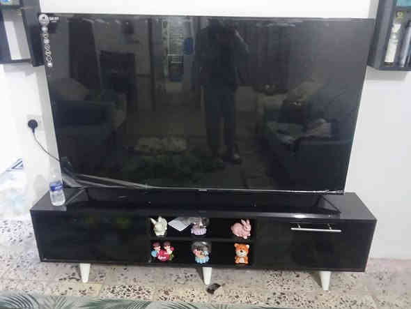 اثاث بيت كامل للبيع كله جديد طگ كارتون صارلهن شهر ابيعهن كلهن بسعر واحد مكاني البياع ***********
