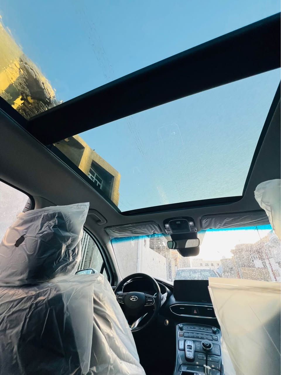 سلام عليكم 🫡 
سنتافيا موديل 2022 
فول مواصفات 
:شاشه كامره 
:فول تحكم ستيرن 
:كشنات جلد بلاد وتدفئه 
:كشنات كهرباء ⚡️ 
لد امامي بك لايت لد لايت زنون بلاد 
: كير دكم 
:كشنات تدفئه تبريد
:تشغيل عن بعد
:شاحن لاسلكي 
: دشبول شاشه 
:بصمه 
: صندوق كهرباء 
:بردات جانبيه بلاد
:ويل كروم 
:حساسات خلفيه 
: رادارت جانبيه وخلفيه 
وبعد بيه مواصفات 
مكينه 2509 تنفس طبيعي امريكي حادثه جاملغ وبنيد حره مداور ثاني يوم ب اسمي السعر 213 مع المجال الرقم ‭0780 233 9264‬ السماوا, المثنى
