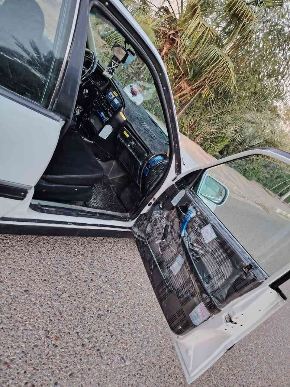 اوبل اوميكا موديل ثنين وتسعين محرك جديد كير جديد تخم. تاير صدر جديد تحويل ثاني يوم سيارة 🚗 خير من الله السعر 33 مكاني رمادي *********** مكلف بالنشر
