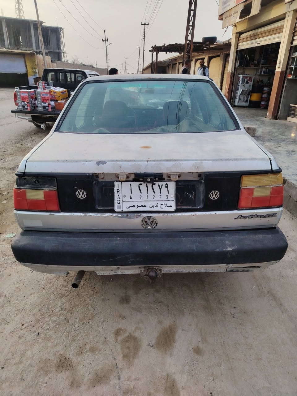 السلام عليكم كولف موديل ١٩٩١ السيارة على بلاد مكينه وكير وتدفئ وكهربائيات مكفولات السيارة نظيفة استخدام شخصي ومعتني بيهه لاخر حبه رقم صلاح الدين 
السعر 27 ورقة وبيهه مجال بسيط تجي تشوفهه وتشلع عيوني المكان الحويجه 
رقم *********** بي واتس اب
