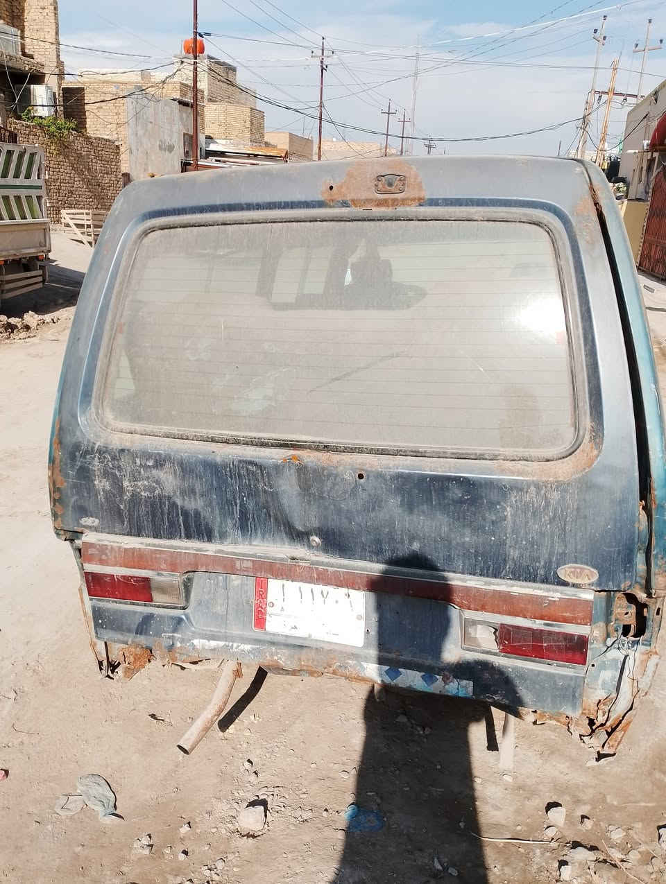 سياره للبيع السعر 20ورقه وبيهه مجال العنوان الجمعيه الثالثة خلف الطاقه***********
