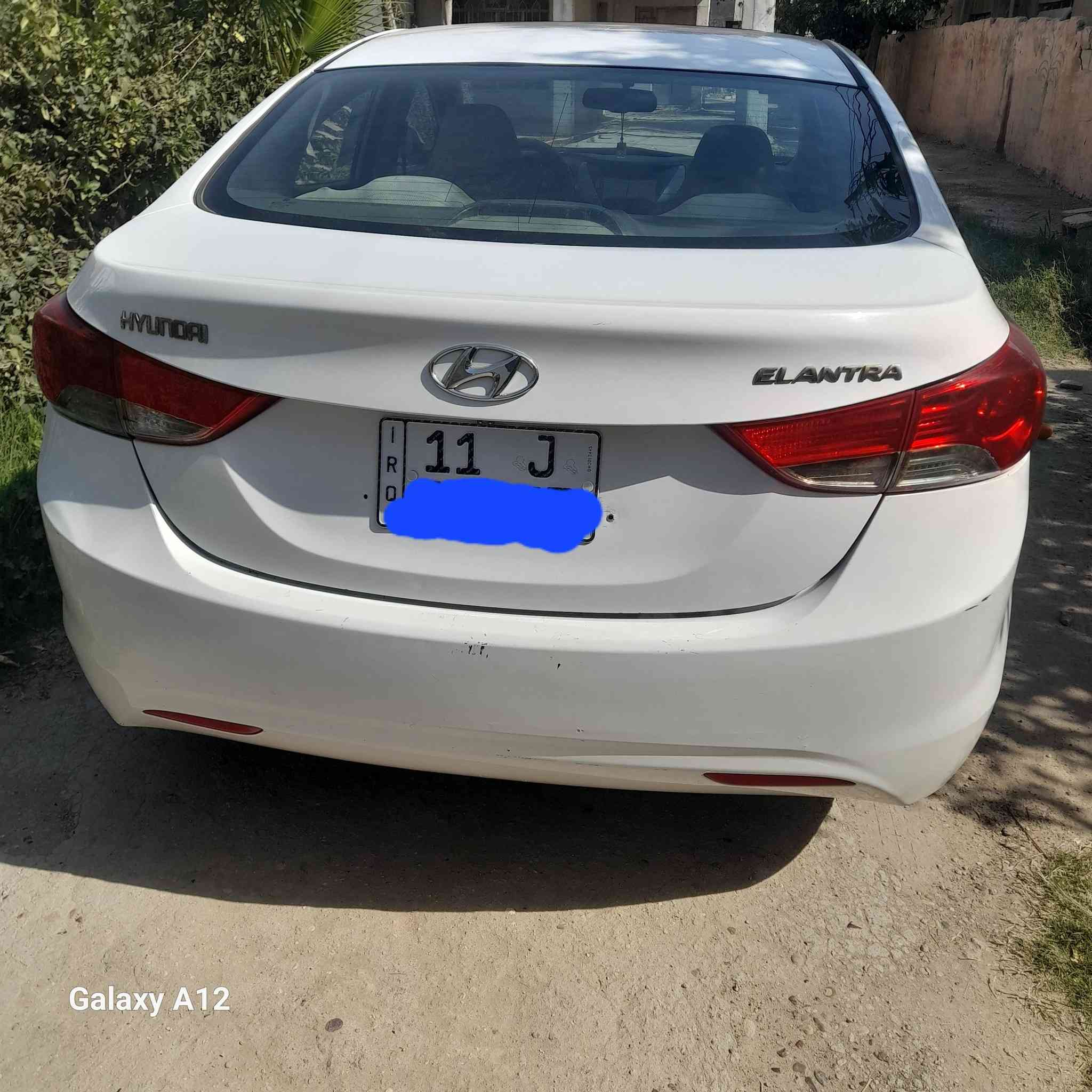 للبيع اللنترا خليجي 2012
حادثها بالعراق تبديل جاملغ 
وبنيد ضربتها باللغد جهة السائق شي 
بسيط وبيها مكانات بارد لاصبغ ولامعجون
مواصفاتها معروفه ميحتاج اذكرها السعر
105 وبيها مجال شي بسيط الشراي يتصل ***********
